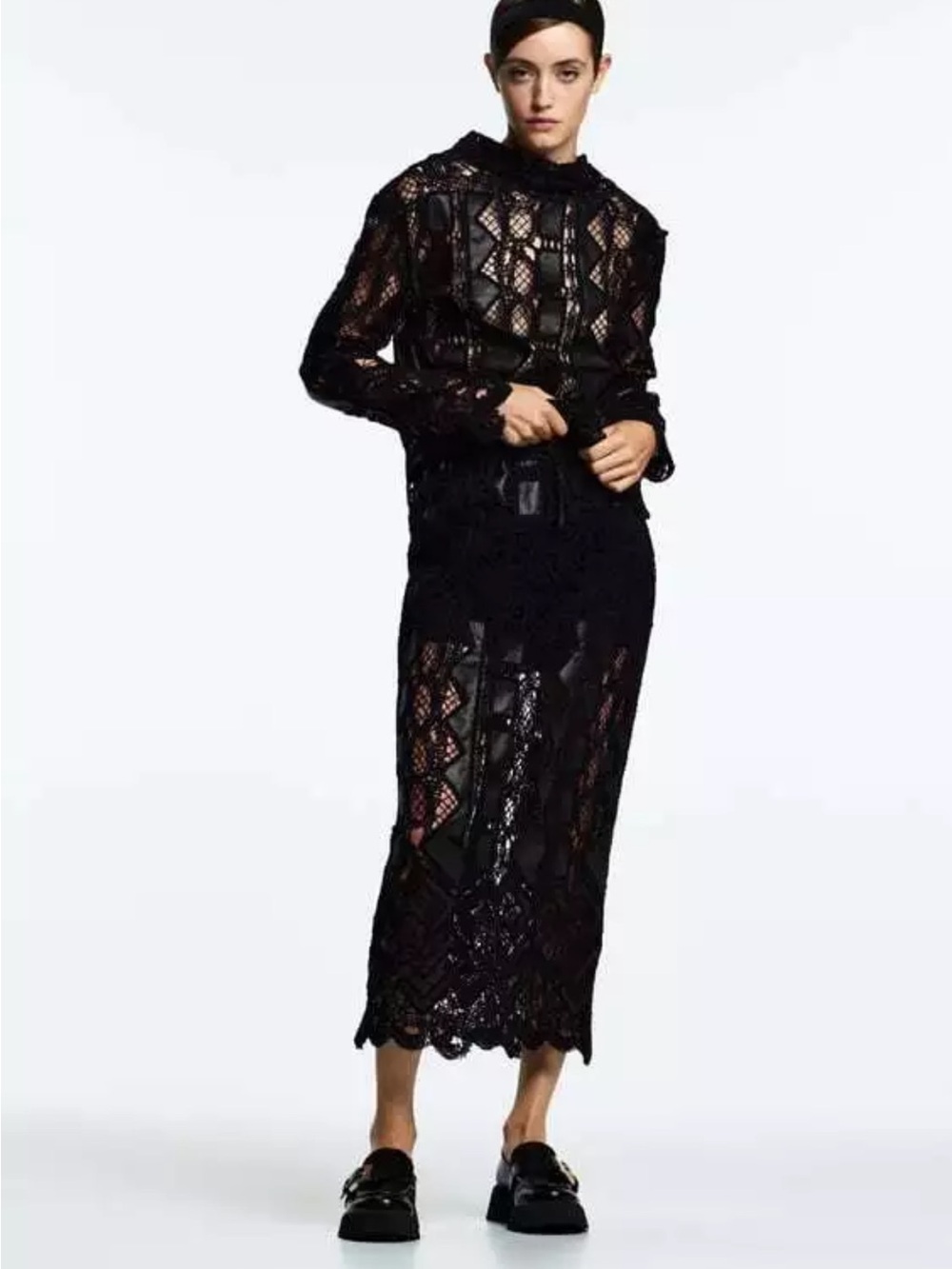 Black Lace Long Sleeve 2 piece limited edition , sold out set Zara brand !